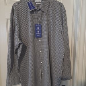 Haggar Men's Monochrome Gingham Shirt